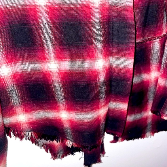 Bella Dahl Red Plaid Frayed Flannel Shirt LIKE NEW - Picture 12 of 16